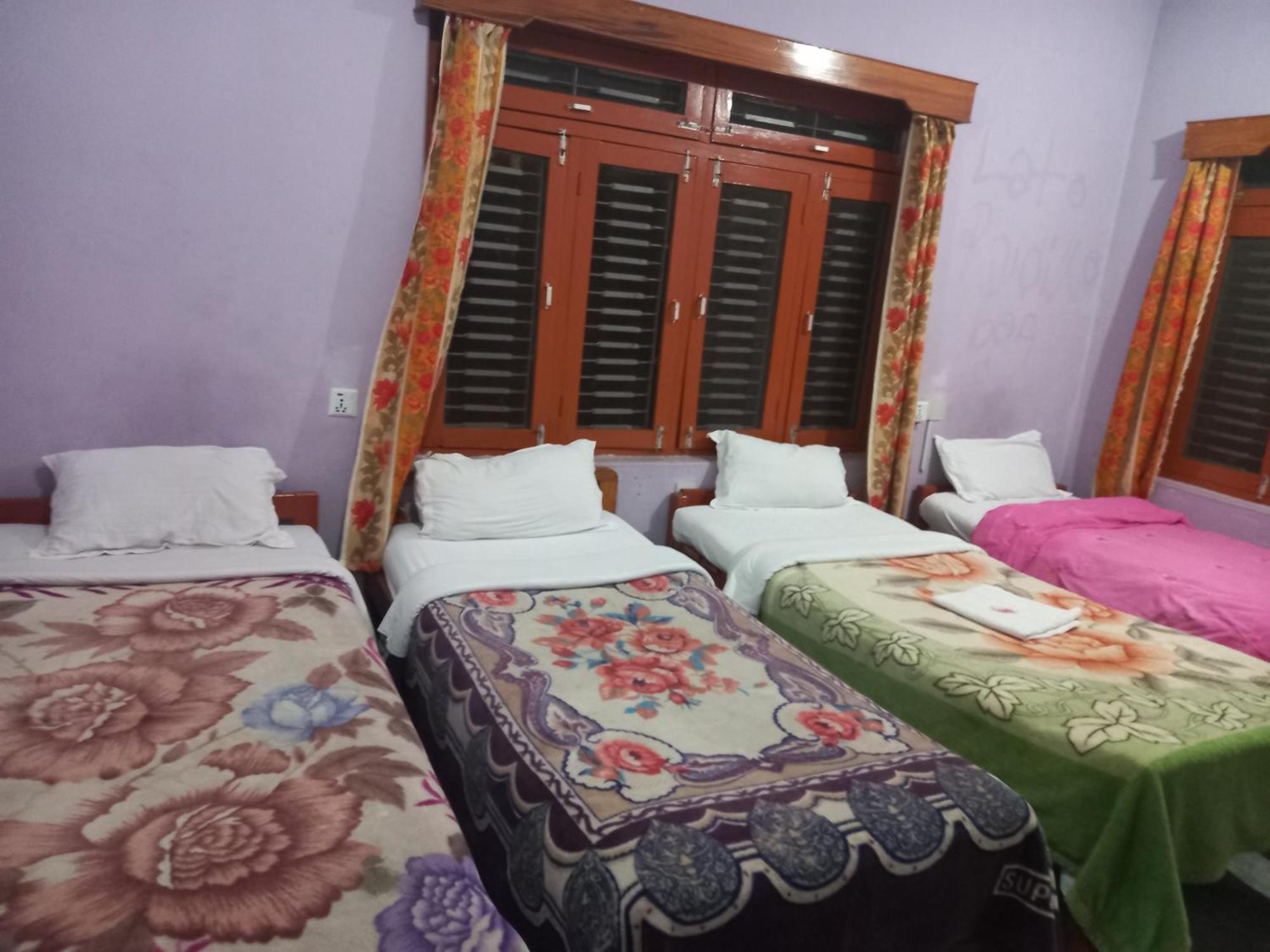 Galaxy Inn Guest House Ποκάρα Εξωτερικό φωτογραφία
